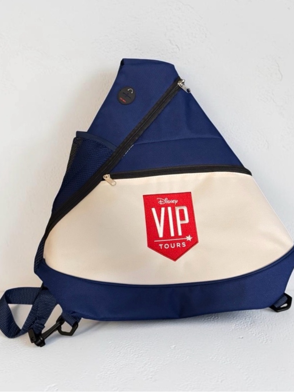 Authentic Disney Parks VIP Tour Blue & Cream SlingBack Bag